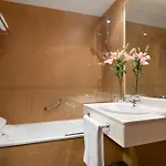 Dorma Agora מלון 4*