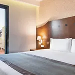 Dorma Agora מלון