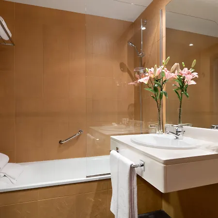 Exe Agora Hotel 4*