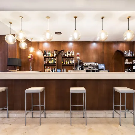 Exe Agora Hotel 4*