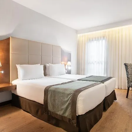 Exe Agora Hotel 4*