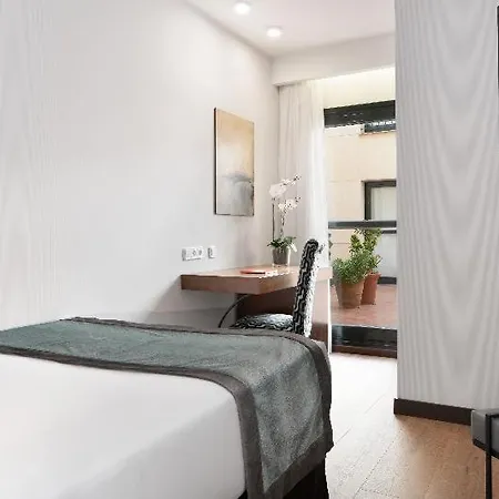 Hotel Exe Agora 4*