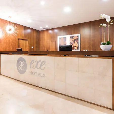 Hotel Exe Agora Caces