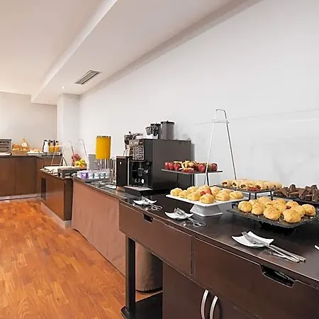 Dorma Agora 4*