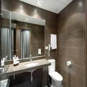 Dorma Agora 4*