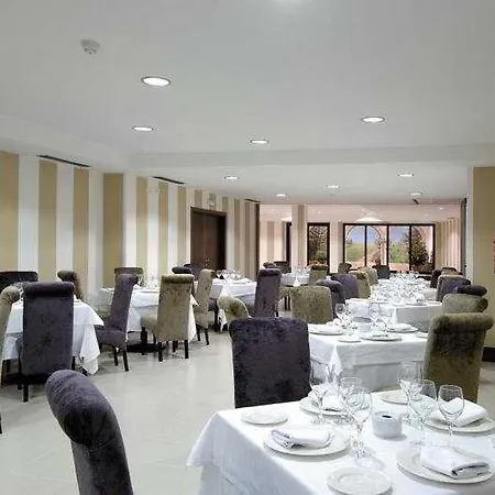 Exe Agora Hotel 4*