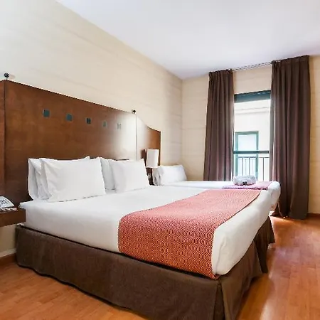 Hotel Exe Agora Caces