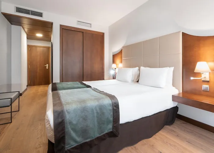 Exe Agora Hotel Caces