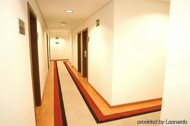 Dorma Agora מלון Caces