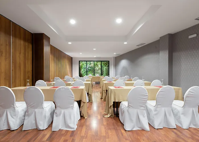 Dorma Agora מלון 4*