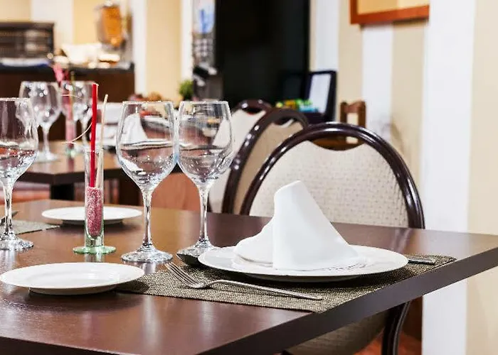 Exe Agora Hotel Caces